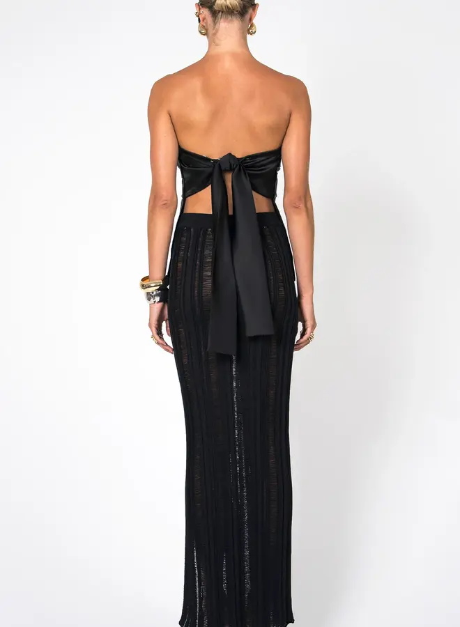 Nonchalant- Xena Top- Black