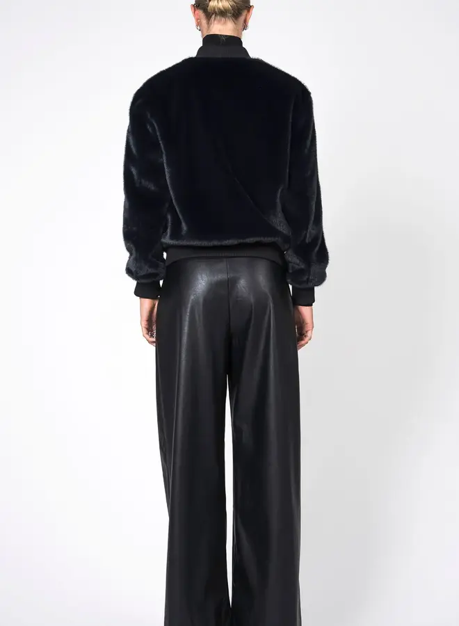 Nonchalant- Aurelia Faux Fur Jacket- Navy