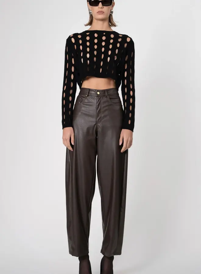 Nonchalant- Aria Crop Sweater- Black