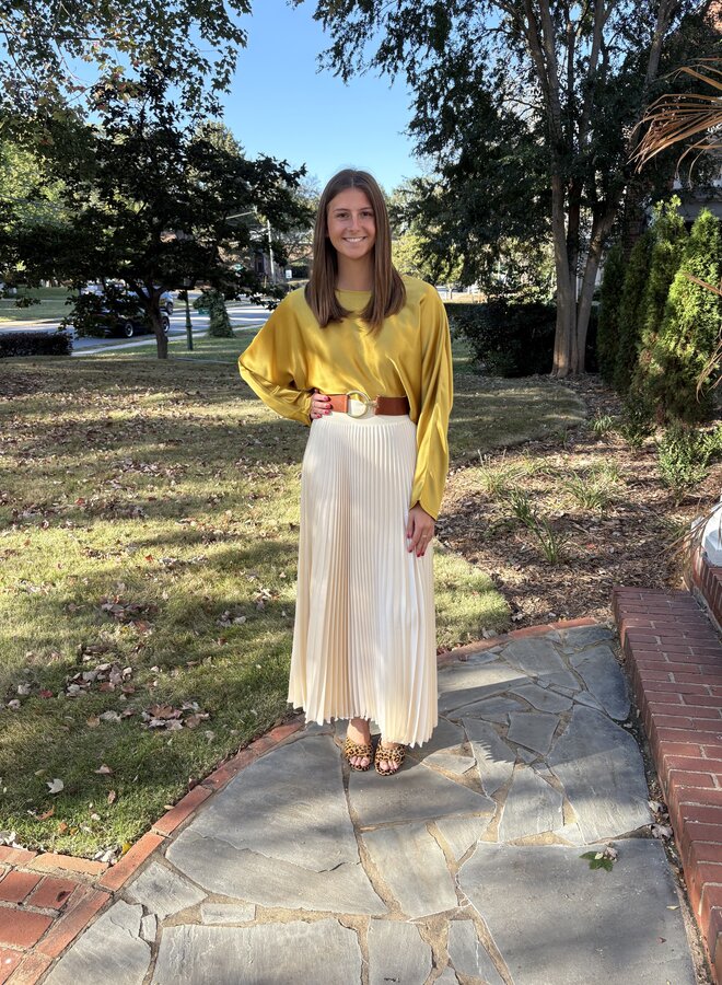 Nonchalant- Emmy Clean Hem Crop- Ochre