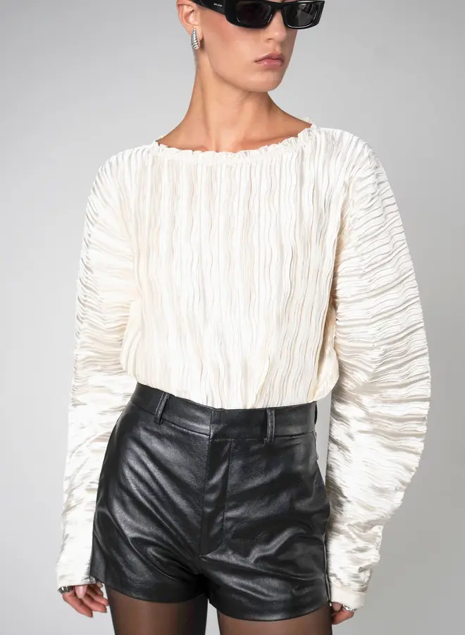 Nonchalant- Pearla Blouse- Ivory