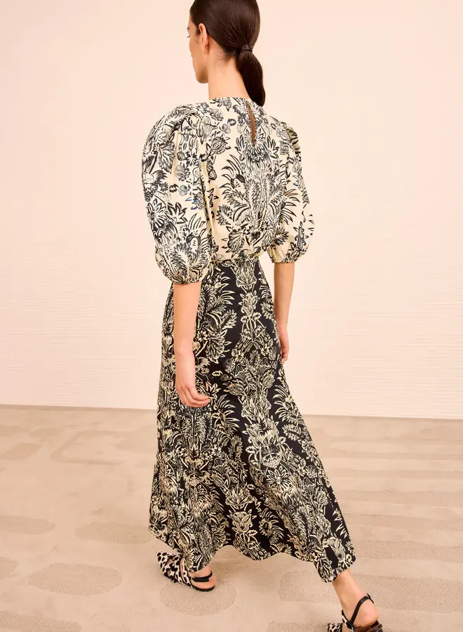 Ulla Johnson- Clarisse Trumpet Midi Skirt- Noir Flora