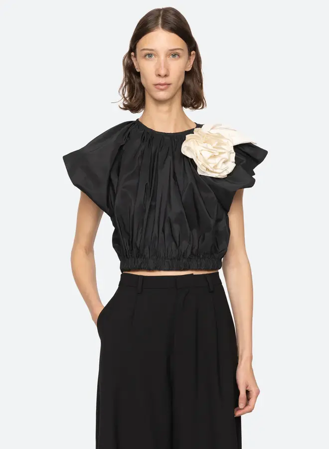 Sea New York- LAURIE SOLID FLUTTER SLV TOP- Black
