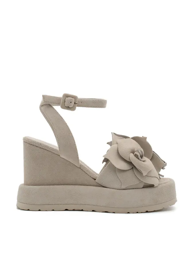 Paloma Barcelo- Rita- Off White