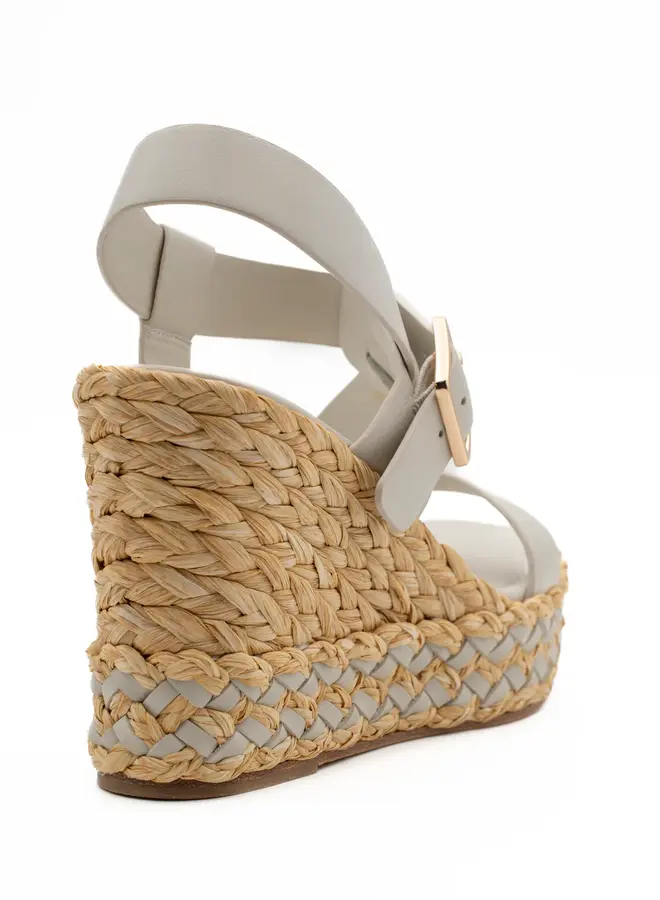 Paloma Barcelo- Olea- Off White