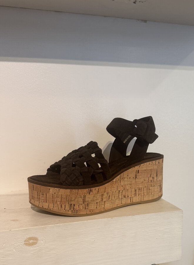 Paloma Barcelo- Ressy- Chocolate