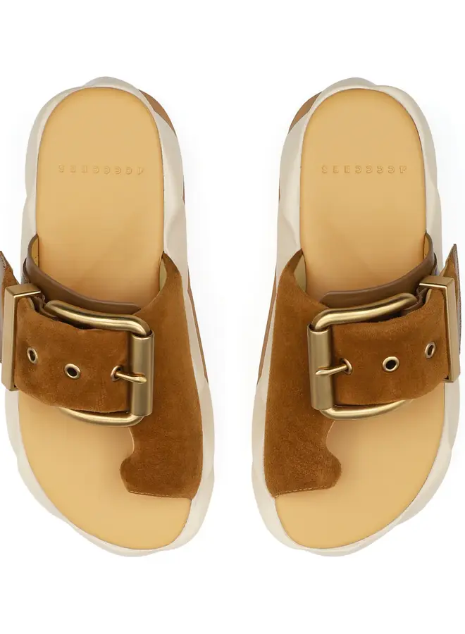 4ccccees- Mellow Glow- Soft Brown