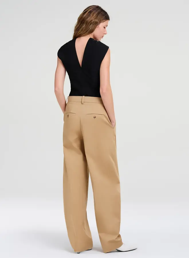 ALC- Elouise Top- Black