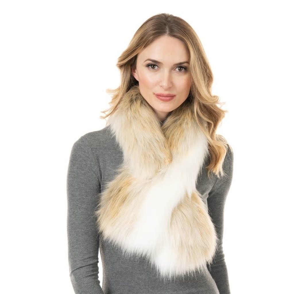 Fabulous Furs Pull-Through Scarf Arctic Fox - Judy At The Rink