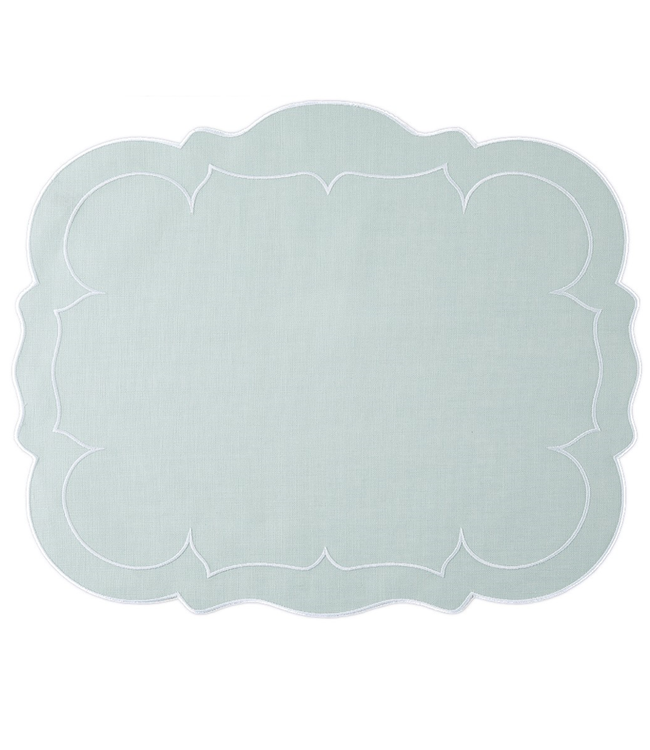 Linho Scalloped Rectangle Placemat Ice Blue/White