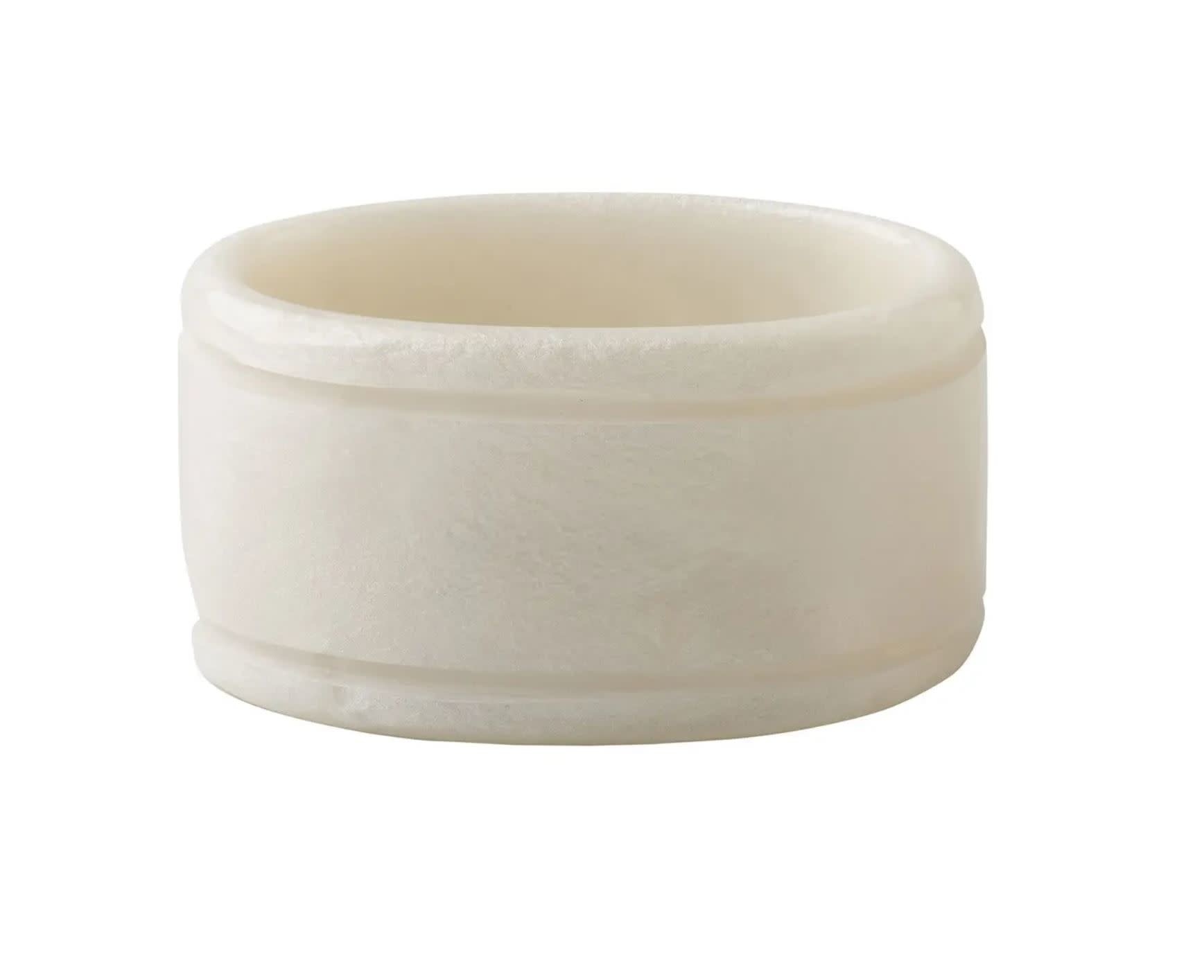 https://cdn.shoplightspeed.com/shops/628249/files/42651757/juliska-resin-napkin-ring-puro-mother-of-pearl.jpg