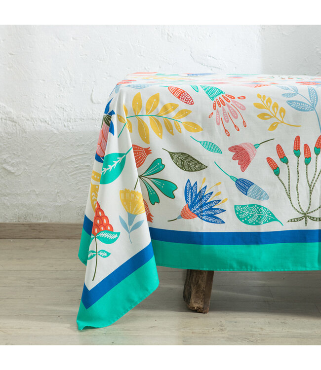 Dominica Bold Floral Tablecloth 160 x 340