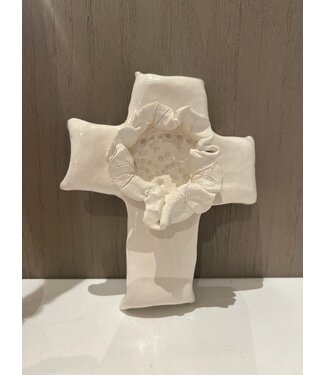 Colleen Frampton White ceramic cross with center flower. 7x5