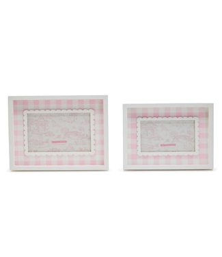 Two's Company Pink Gingham Frame 4 x 6