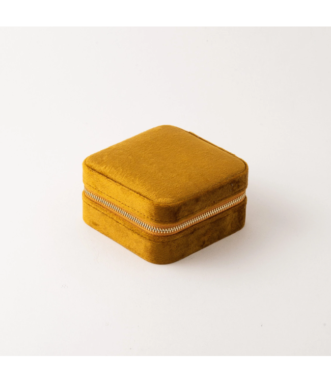 Bon Voyage Square Travel Case