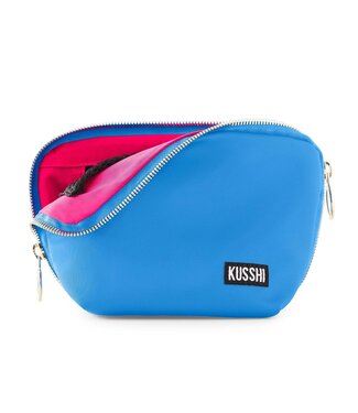 Kusshi Everyday Light Blue Fabric with Neon Pink Interior