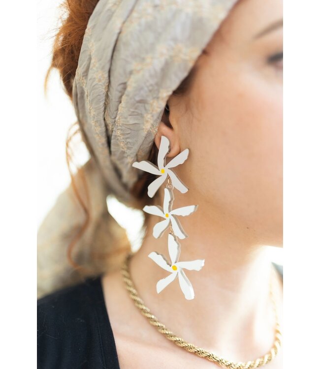 Falling Jasmine