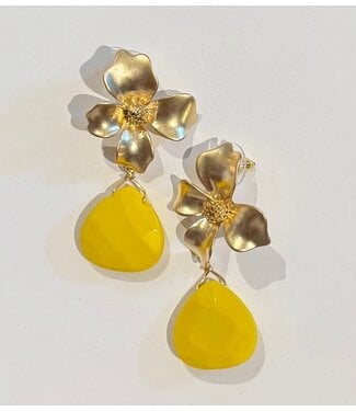 Laura McClendon Flower With Yellow Drop Earrings