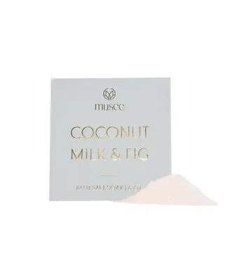 Musee Therapy Coconut Milk & Fig Mini Bath Salt Soak