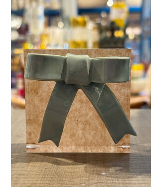 Bradley Alpaugh Friedrichs Acrylic Block Bow