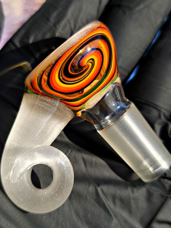 BlackT Slide Linework with Horn