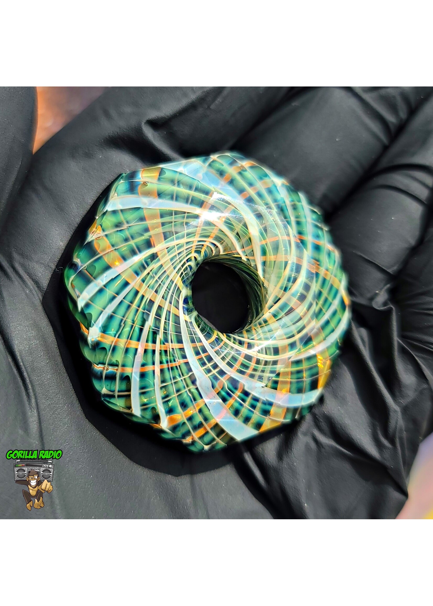 Jahnny Rise Pendants