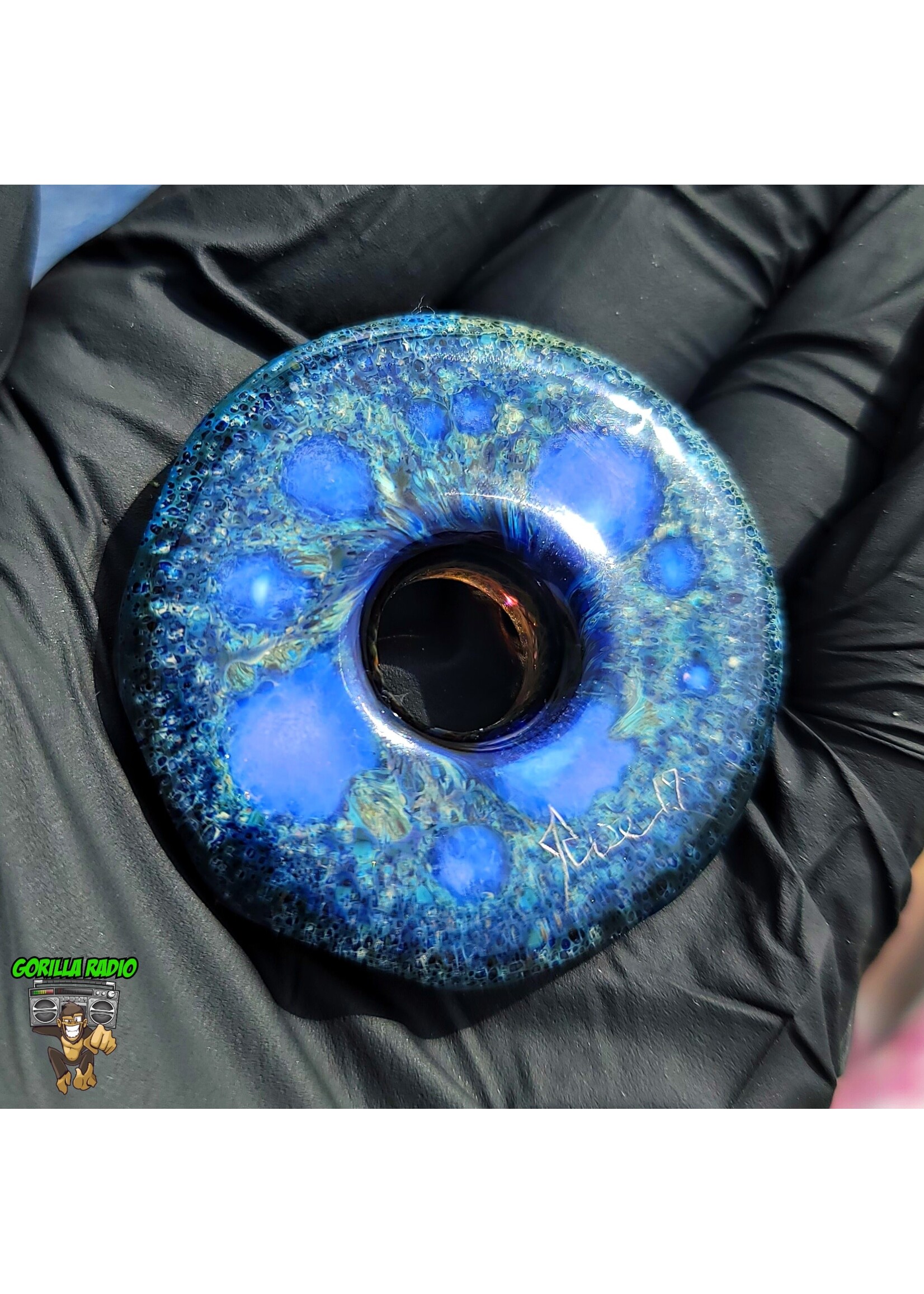 Jahnny Rise Pendants
