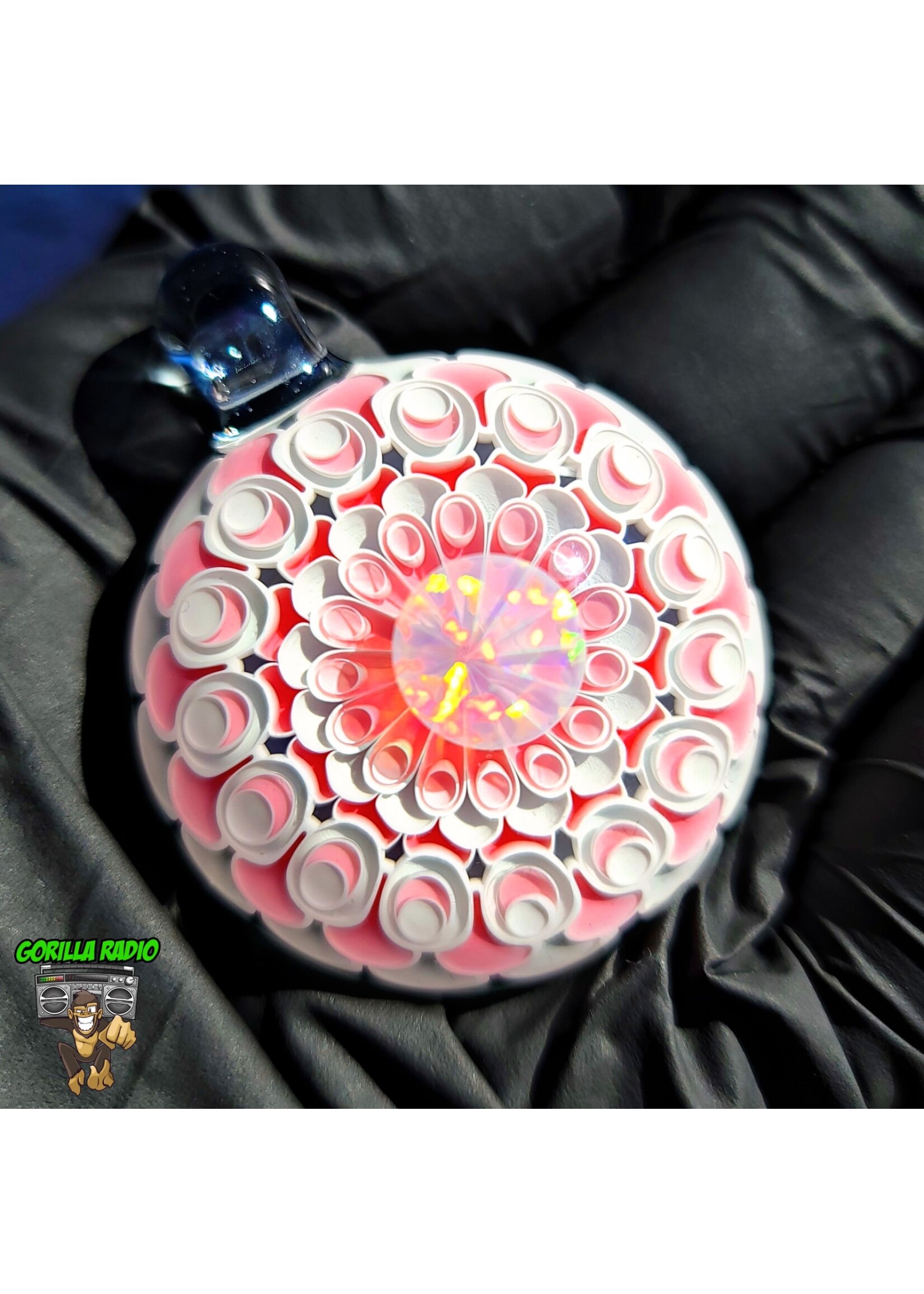 Olour Pendants