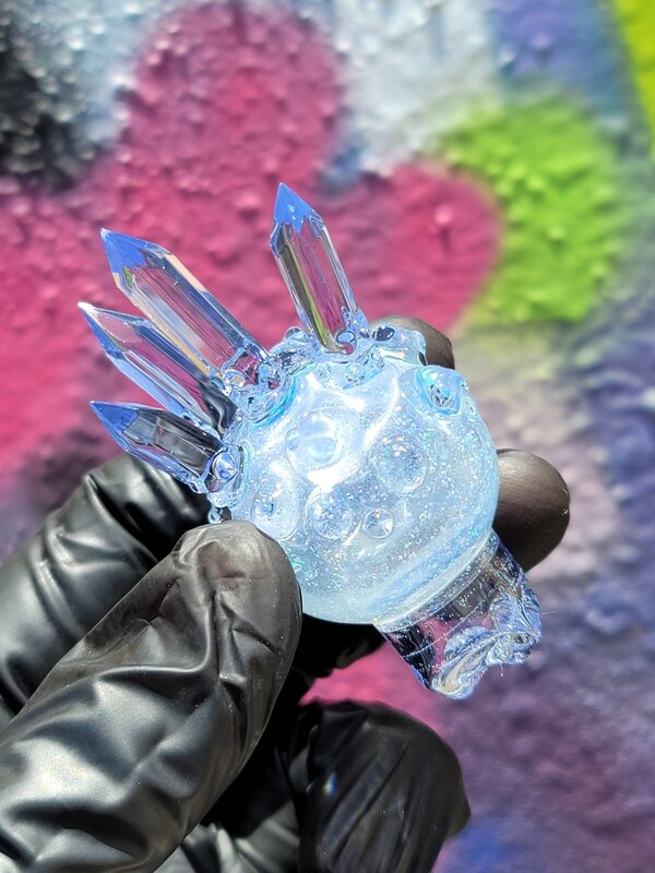 Based Crystal Spinner Cap