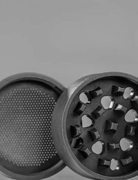 Santa Cruz Hemp Grinder 4pc Collabs