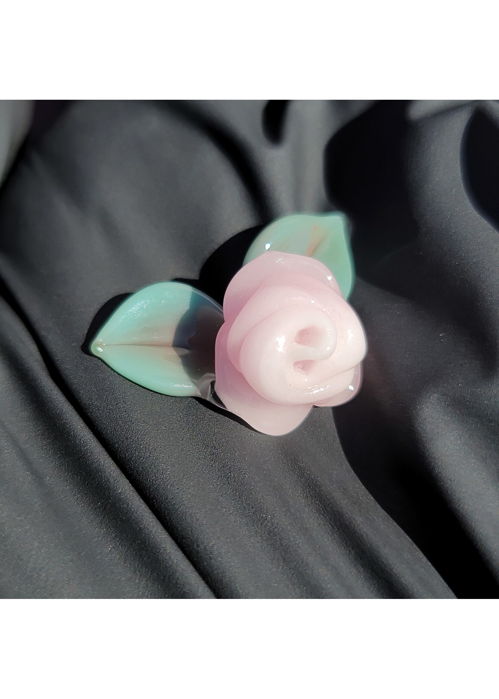 Sakibomb Pendants