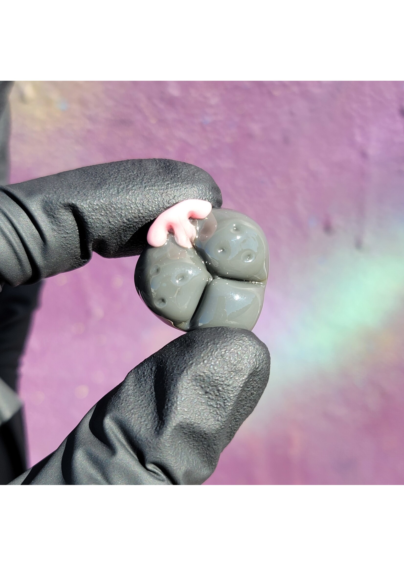 Sakibomb Pendants