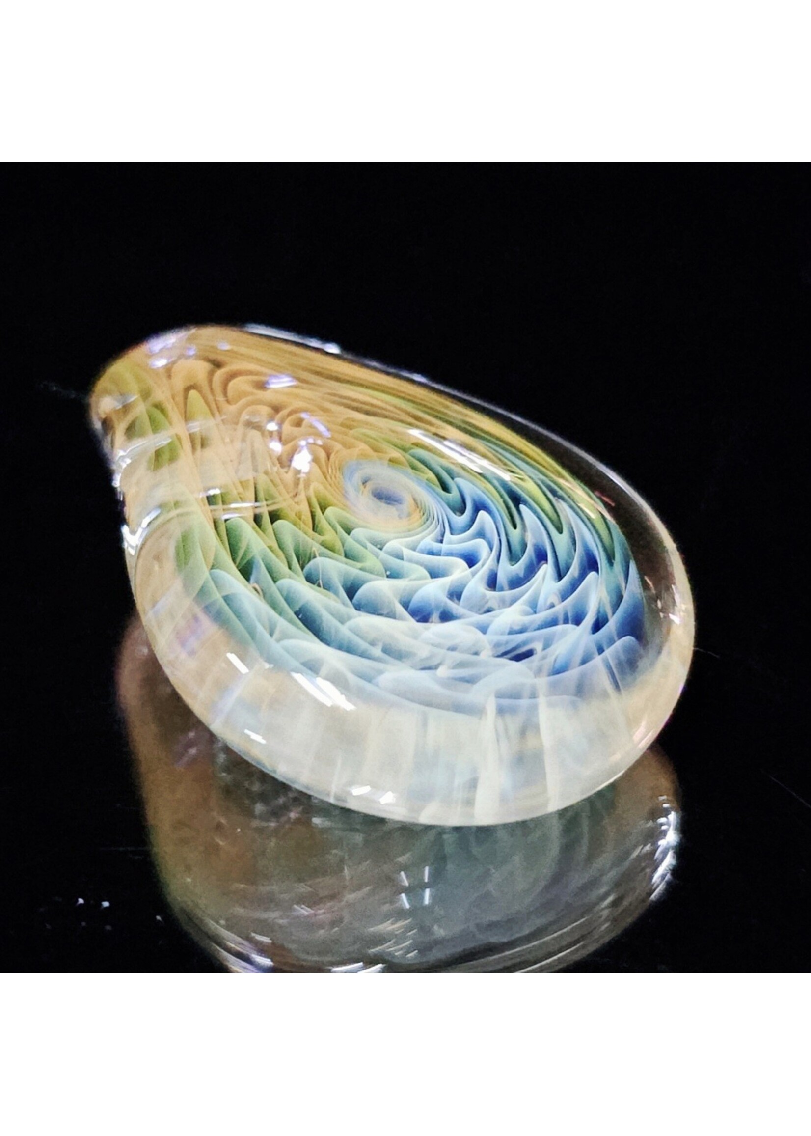 Hefe Fume Pendant