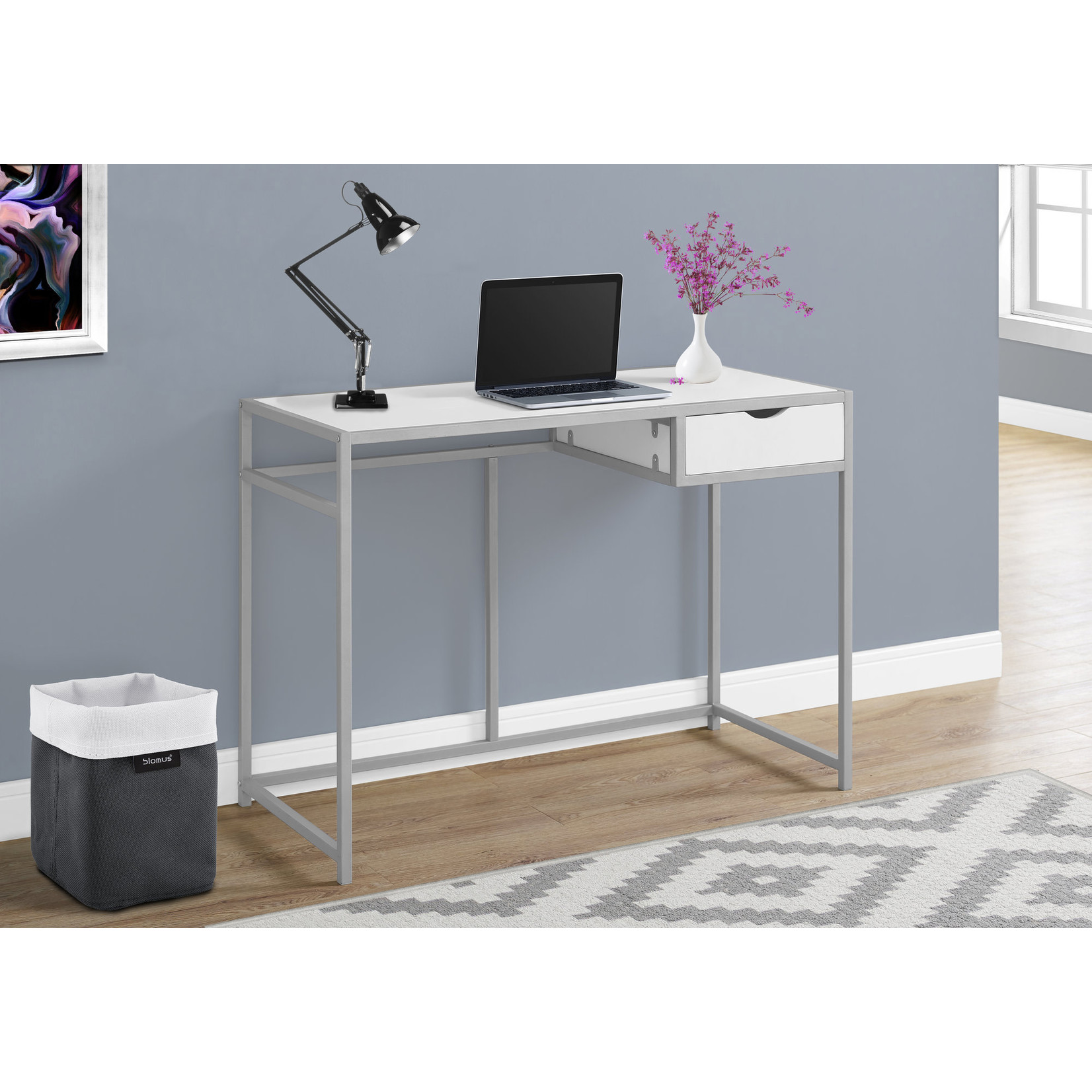 COMPUTER DESK - 42"L / WHITE / SILVER METAL
