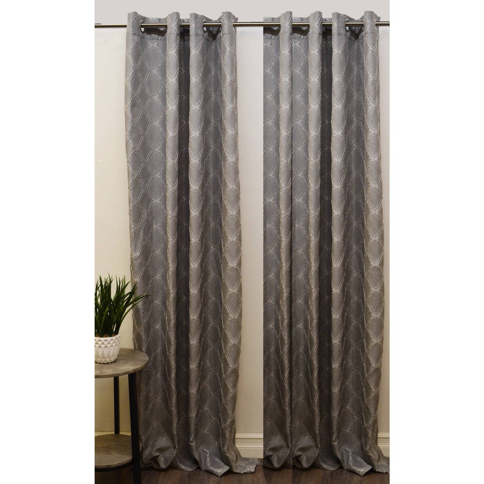 CASABLANCA JACQUARD GROMMET PANEL