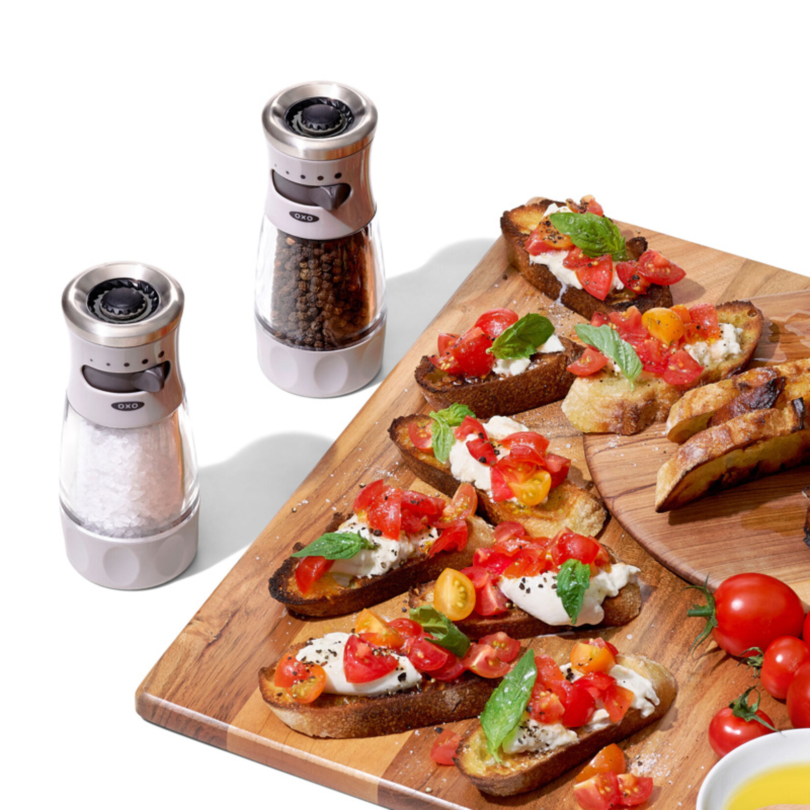 Danesco OXO Adjustable Mess-Free Pepper Grinder