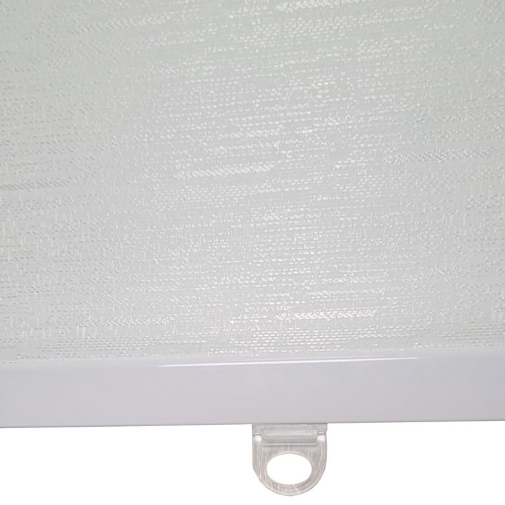 ITY INTERNATIONAL WHITE CORDLESS BLACKOUT BLINDS