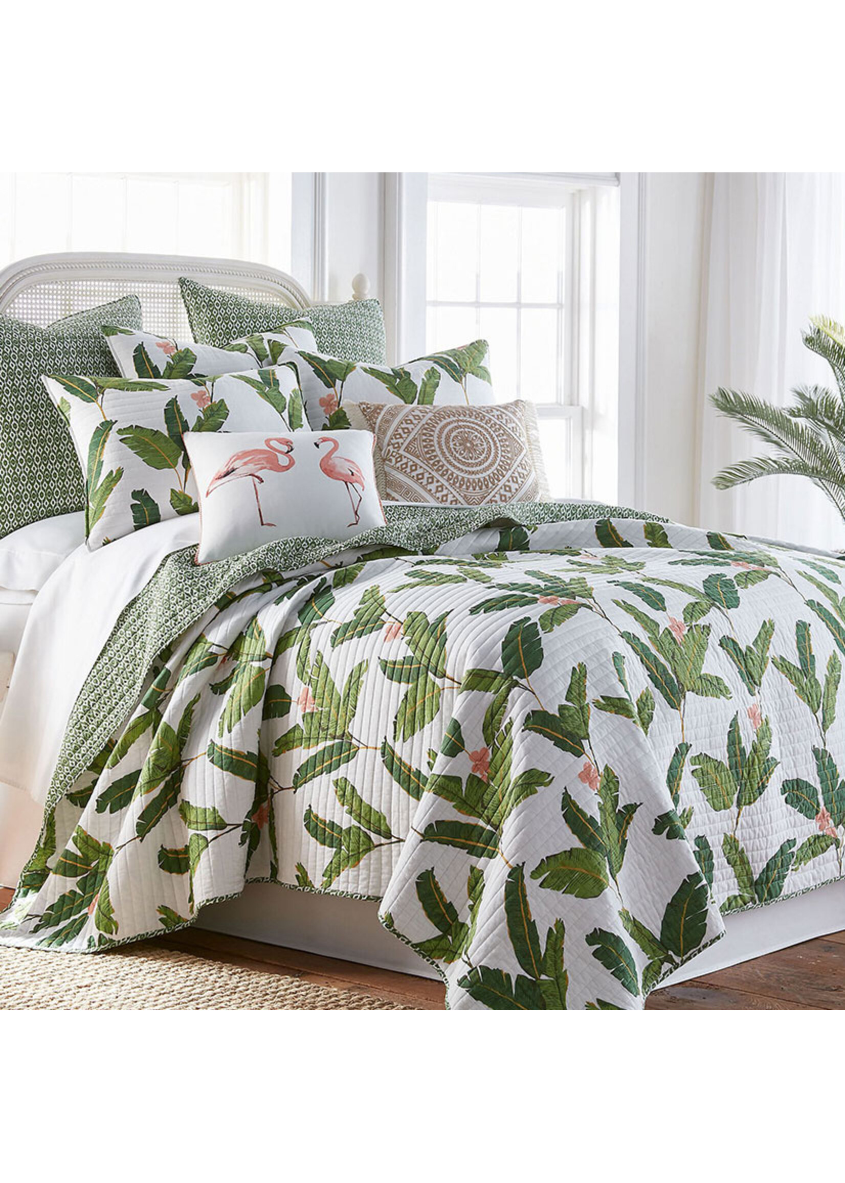 Tropical Paradise Reversible Quilt Set Bedding Set