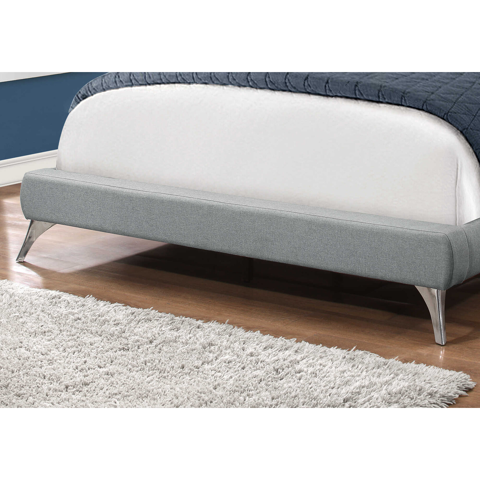 Cadre de Lit Simili-Cuir avec Pieds en Chrome, Blanc, Grand