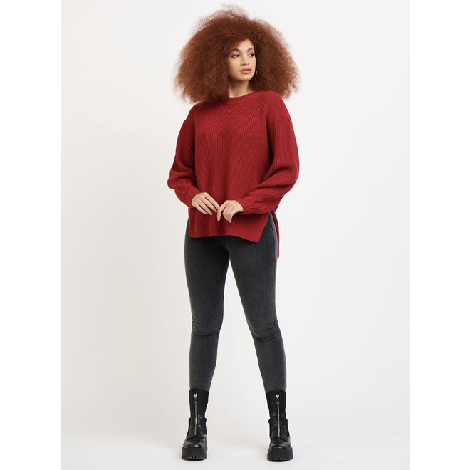 Low neck shop jumper