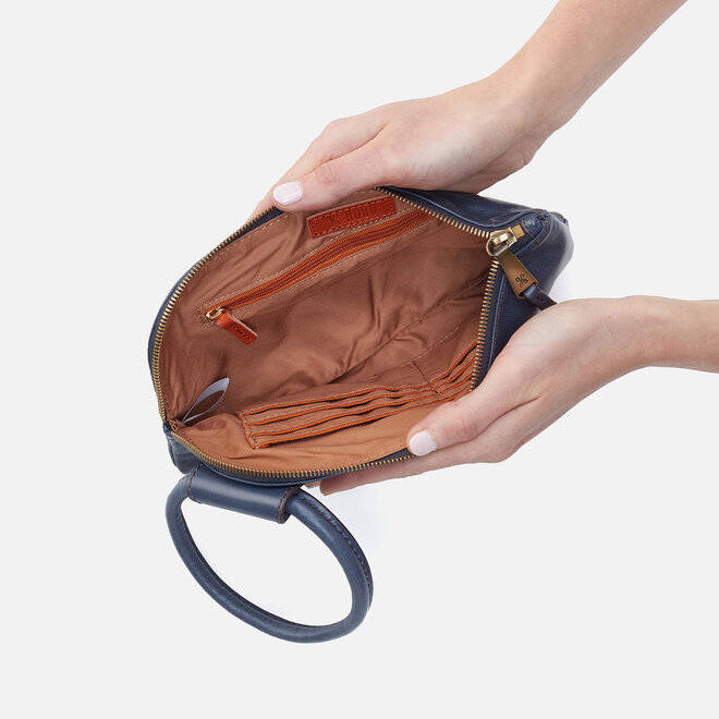 Sable Clutch