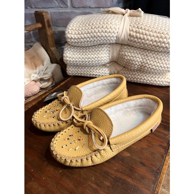 Ladies Beaded Lined Moccasin