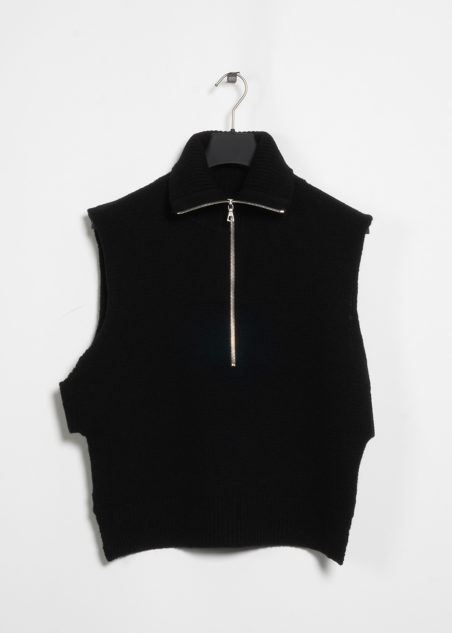 Black Front Zipped Tabard