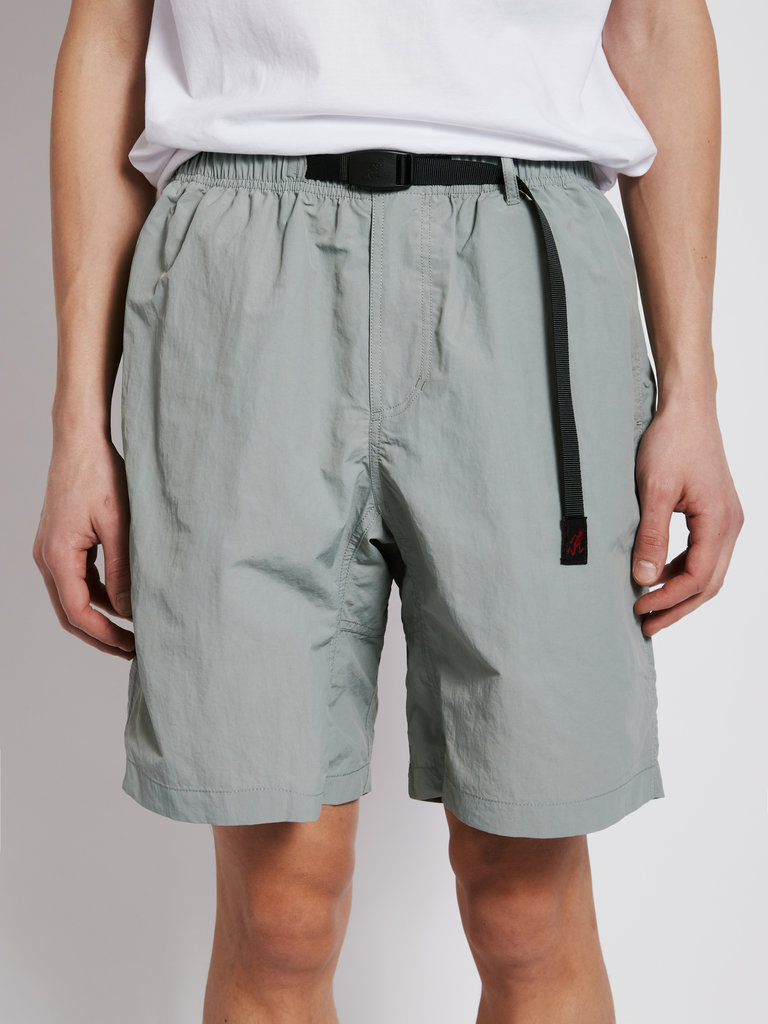 Gramicci Short Ample en Nylon Gris