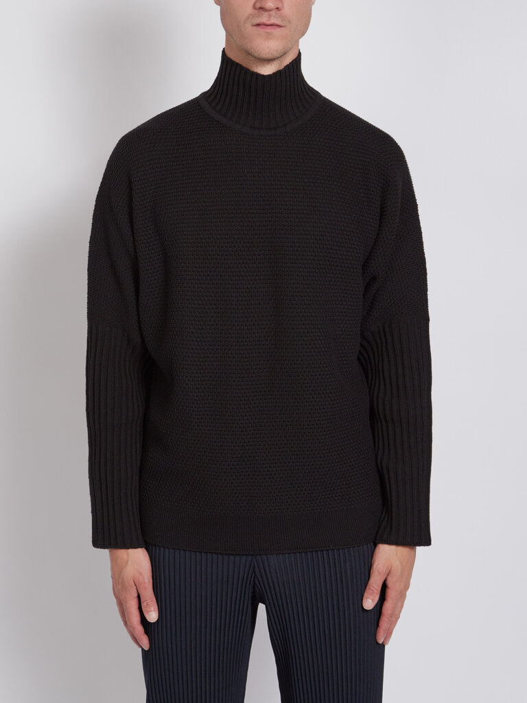 Homme Plissé Black Knitted Sweater