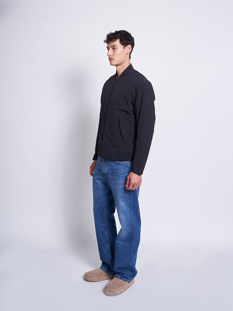 Veilance Black Diode Insulated M Jacket