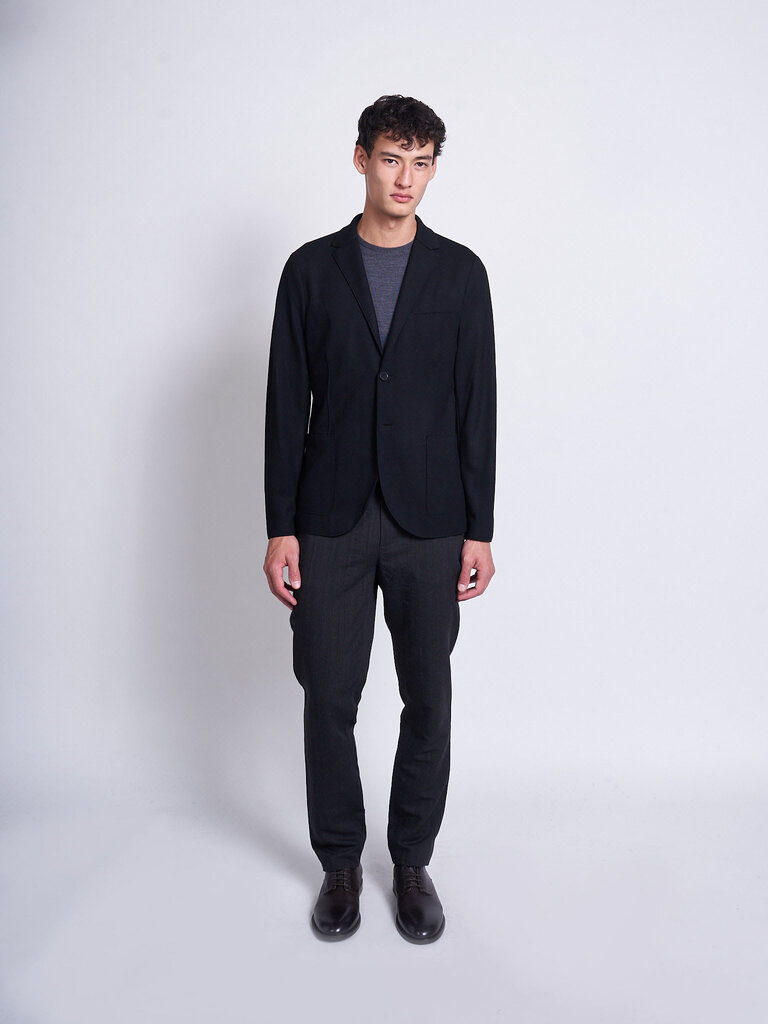 Harris Wharf London Black 2B. Blazer
