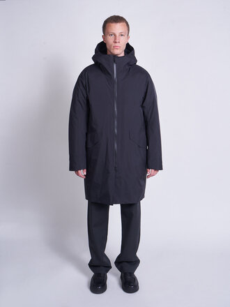 Veilance Black Monitor Down M Coat Veilance Black Monitor Down M Coat