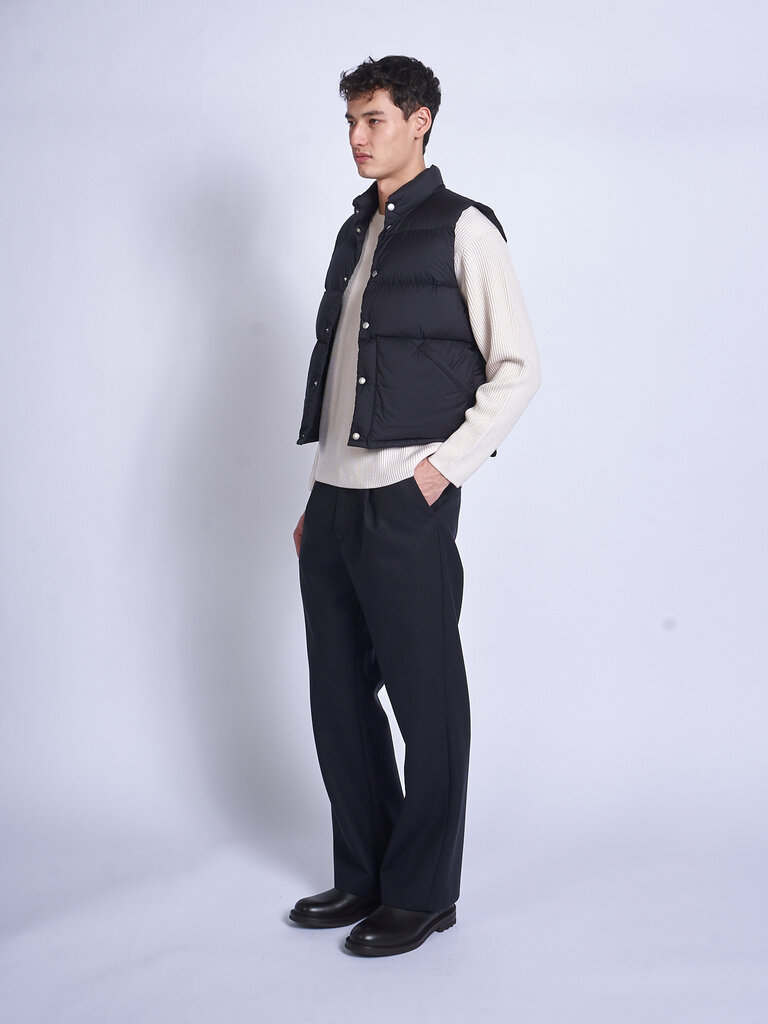 Auralee Black Super Light Nylon Ripstop Down Vest