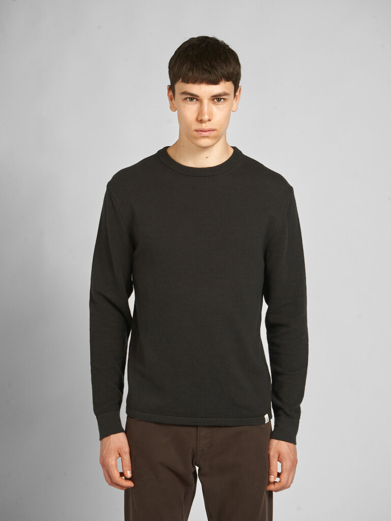 Merz b. Schwanen Charcoal Lightweight Waffle Knit Sweater